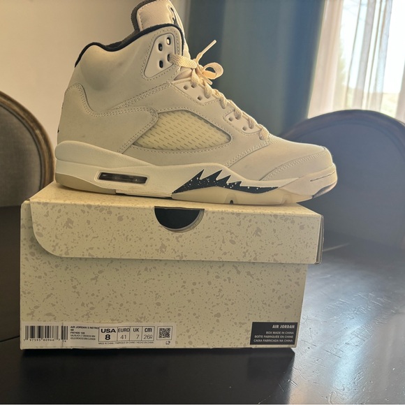 Air Jordan 5 ‘Sail’ Retro SE - Picture 4 of 5